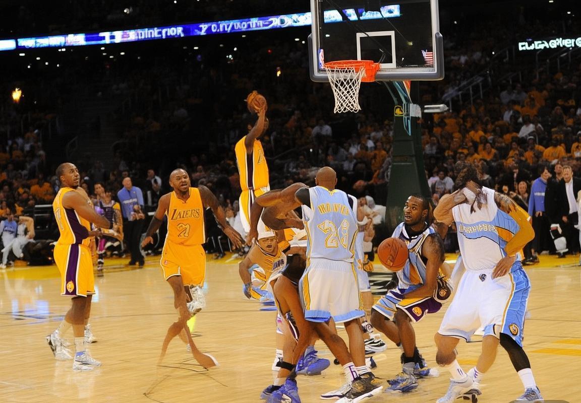 2012年NBA湖掘经典对决：科比绝杀与战术智慧对决